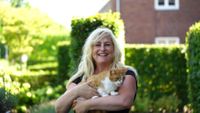 Dierencoach Hessels helpt je dier vanuit haar passie voor dieren en dierenwelzijn met dierenhealing, gedragstherapie voor honden, dierencommunicatie en energie van een ruimte opschonen.